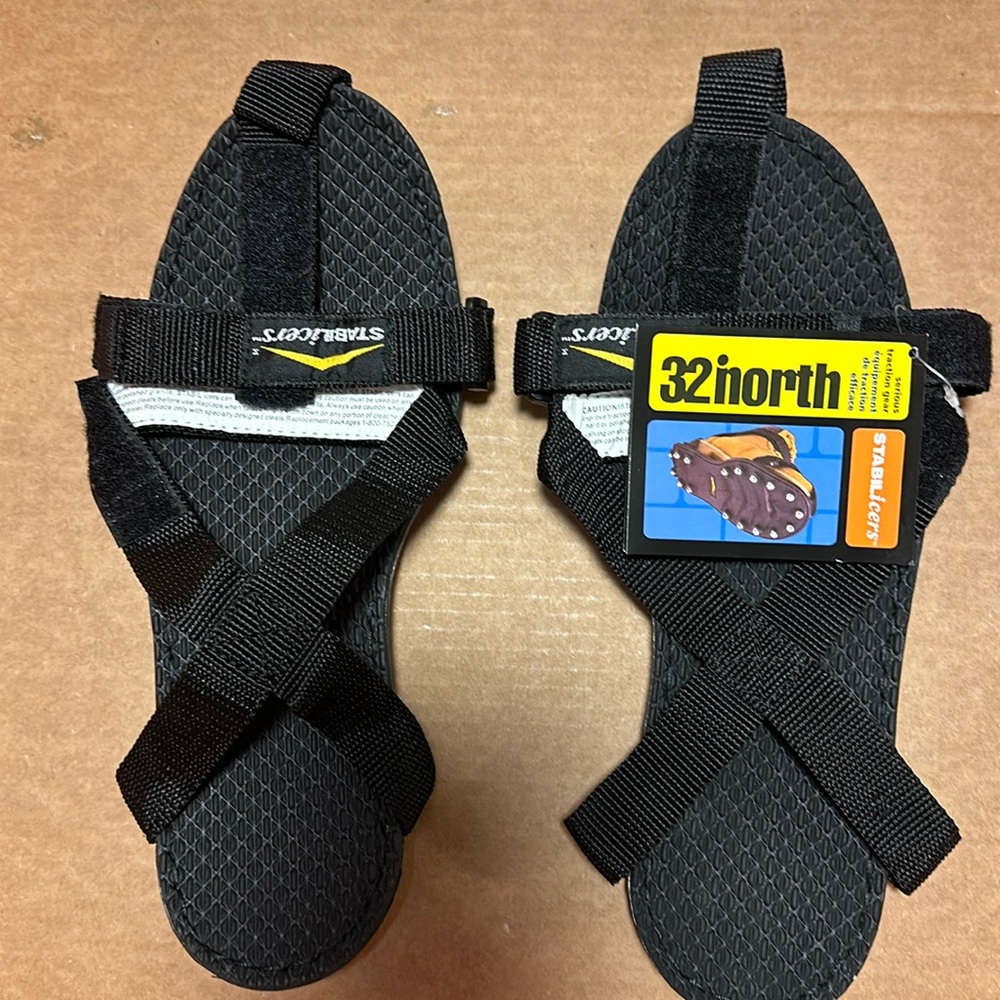 NWT STABILicers Traction Overshoes by 32north